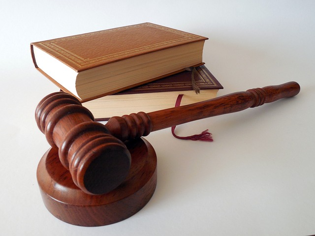 lawyer-attorney-law-judge-640x480-80449702.jpeg